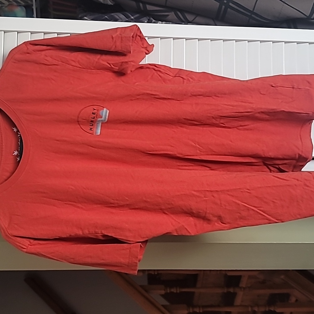 NWOT Men's Hurley Tshirt